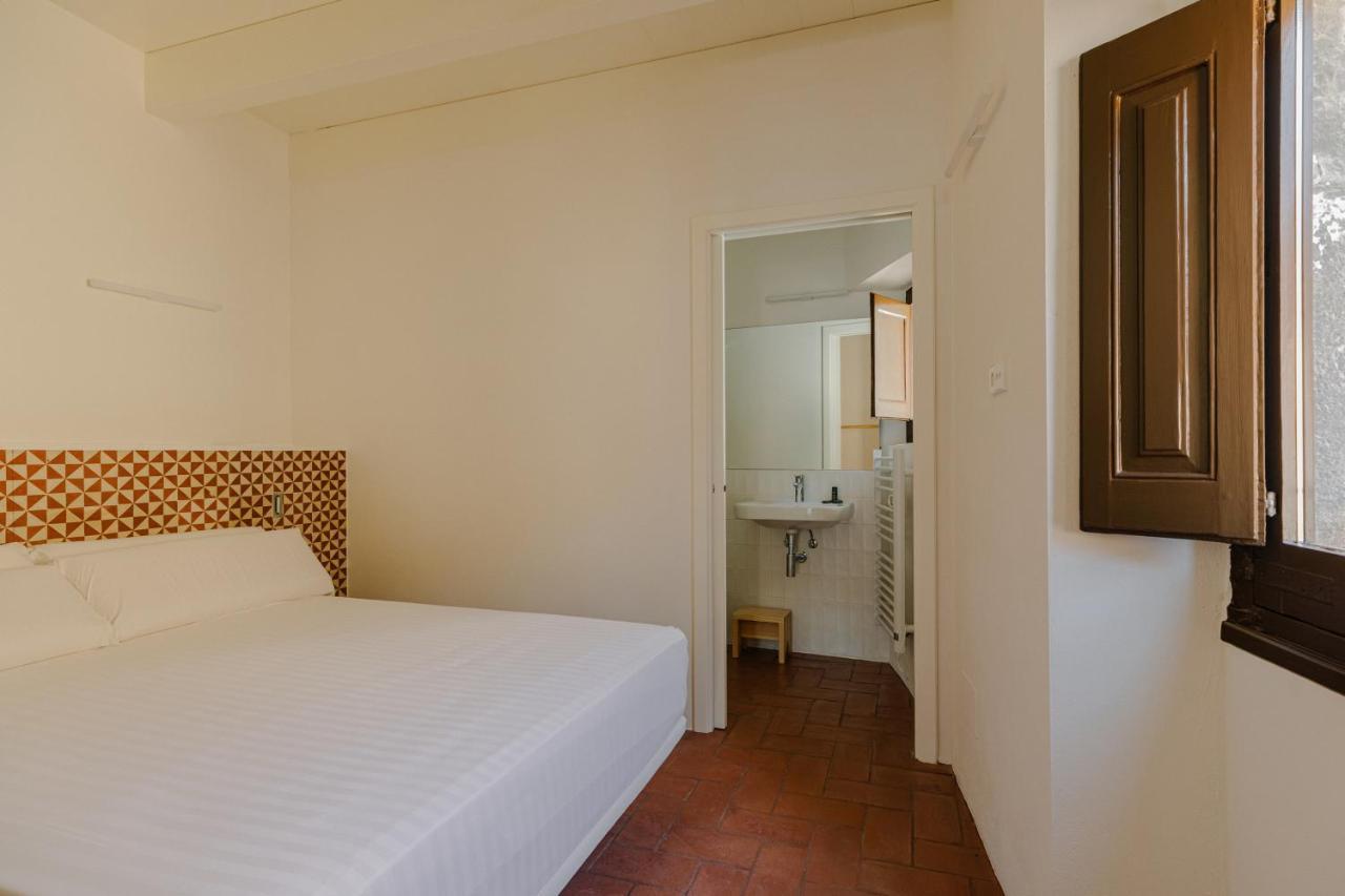 Flateli Santa Clara 11 Apartment Girona Bagian luar foto